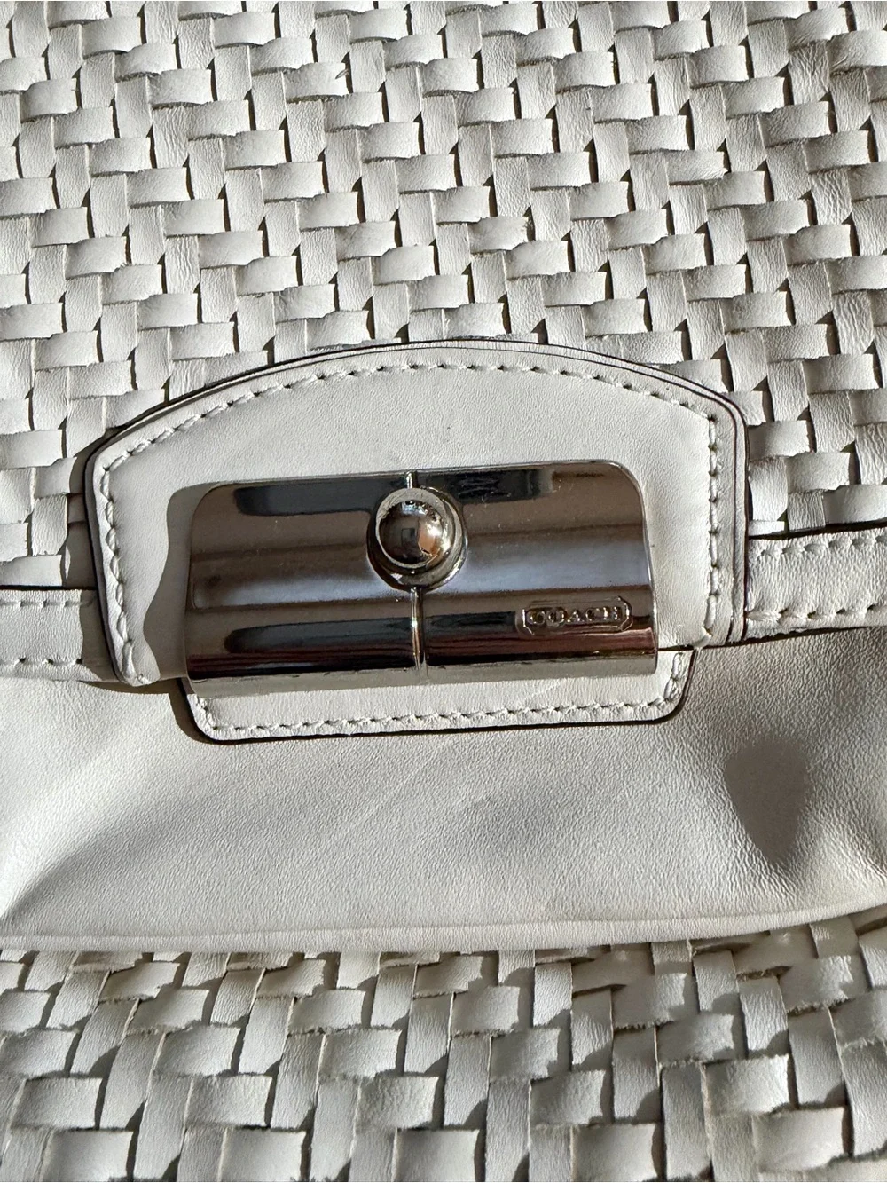 Coach this handbag